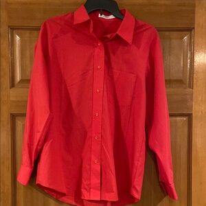 EUC! Women’s size 10, Foxcroft wrinkle free red blouse!